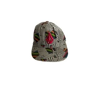 Volcom 210 Fitted Flexfit Hat Pink Embroidered Logo Geometric Optical Illusion